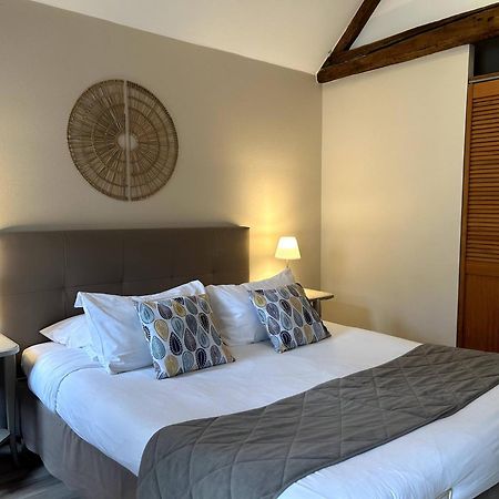 Logis Auberge Le Colombien - Hotel Et Restaurant Villandry Dış mekan fotoğraf
