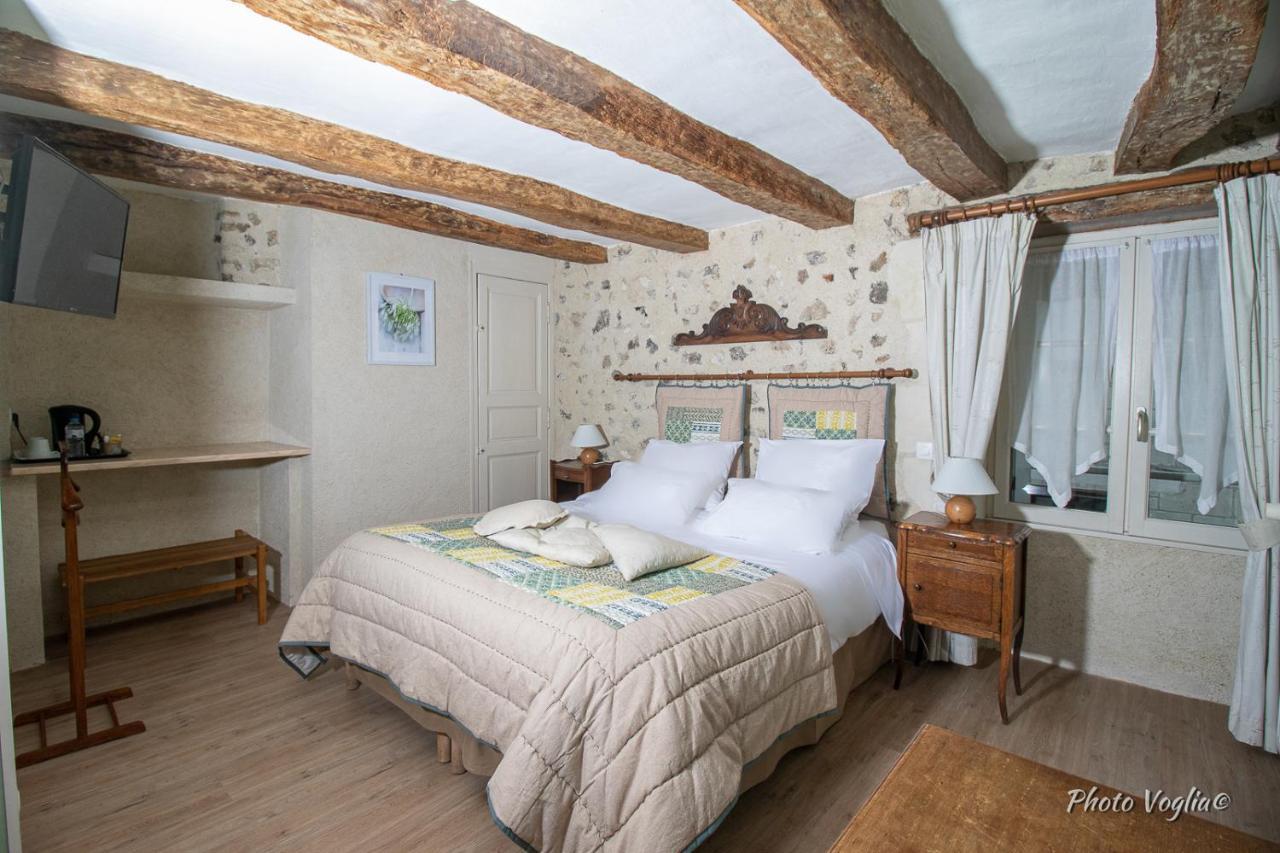 Logis Auberge Le Colombien - Hotel Et Restaurant Villandry Dış mekan fotoğraf