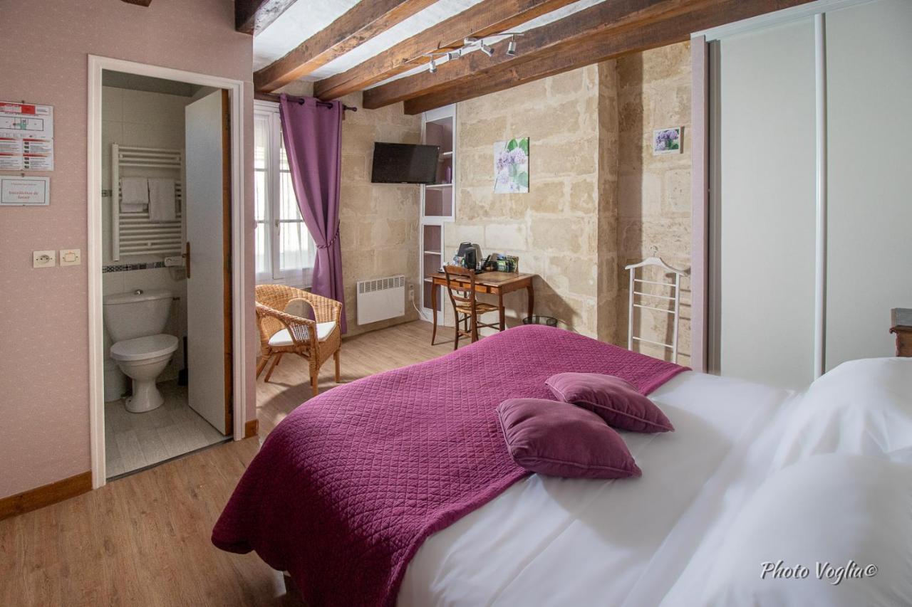 Logis Auberge Le Colombien - Hotel Et Restaurant Villandry Dış mekan fotoğraf