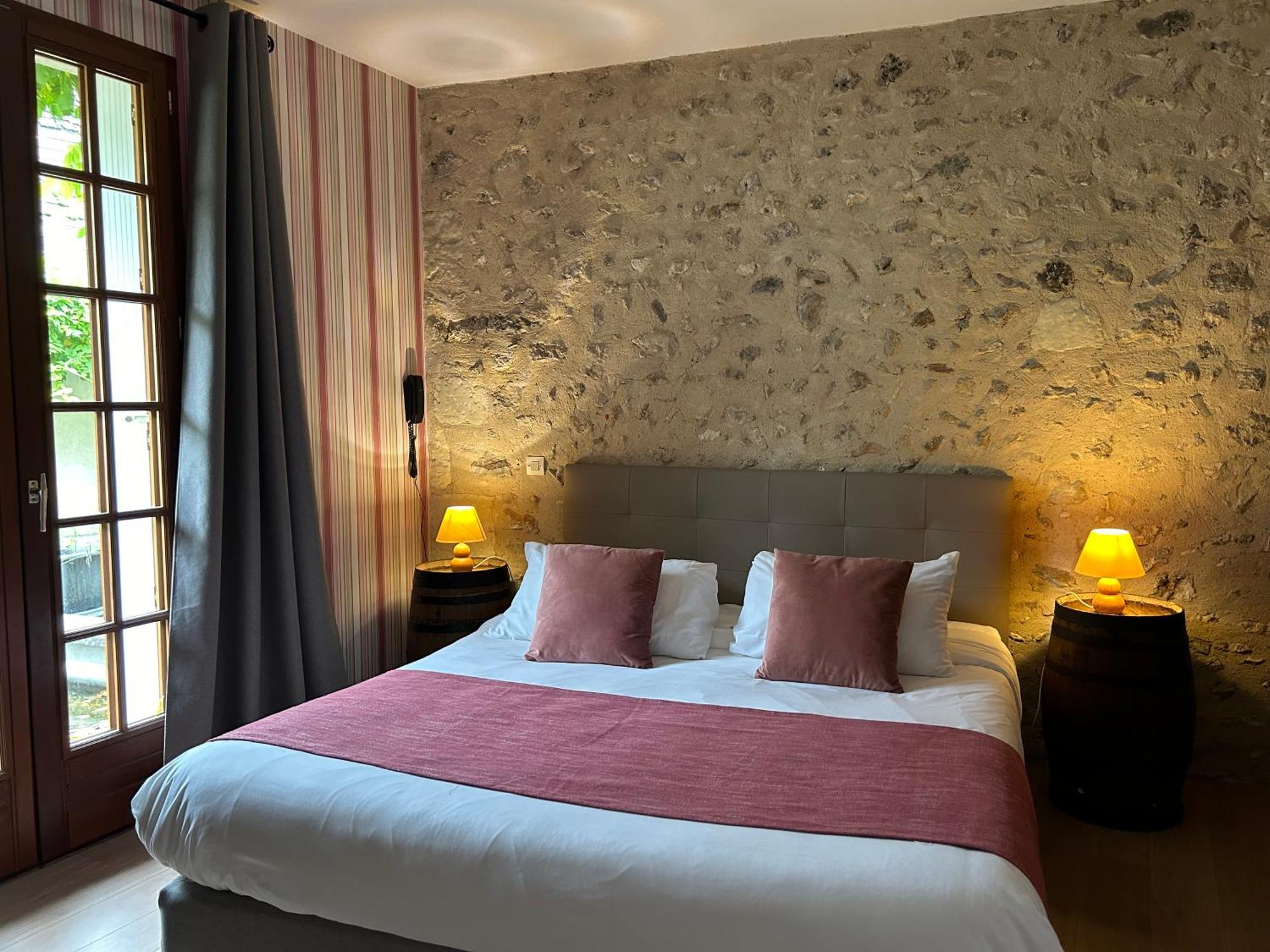Logis Auberge Le Colombien - Hotel Et Restaurant Villandry Dış mekan fotoğraf
