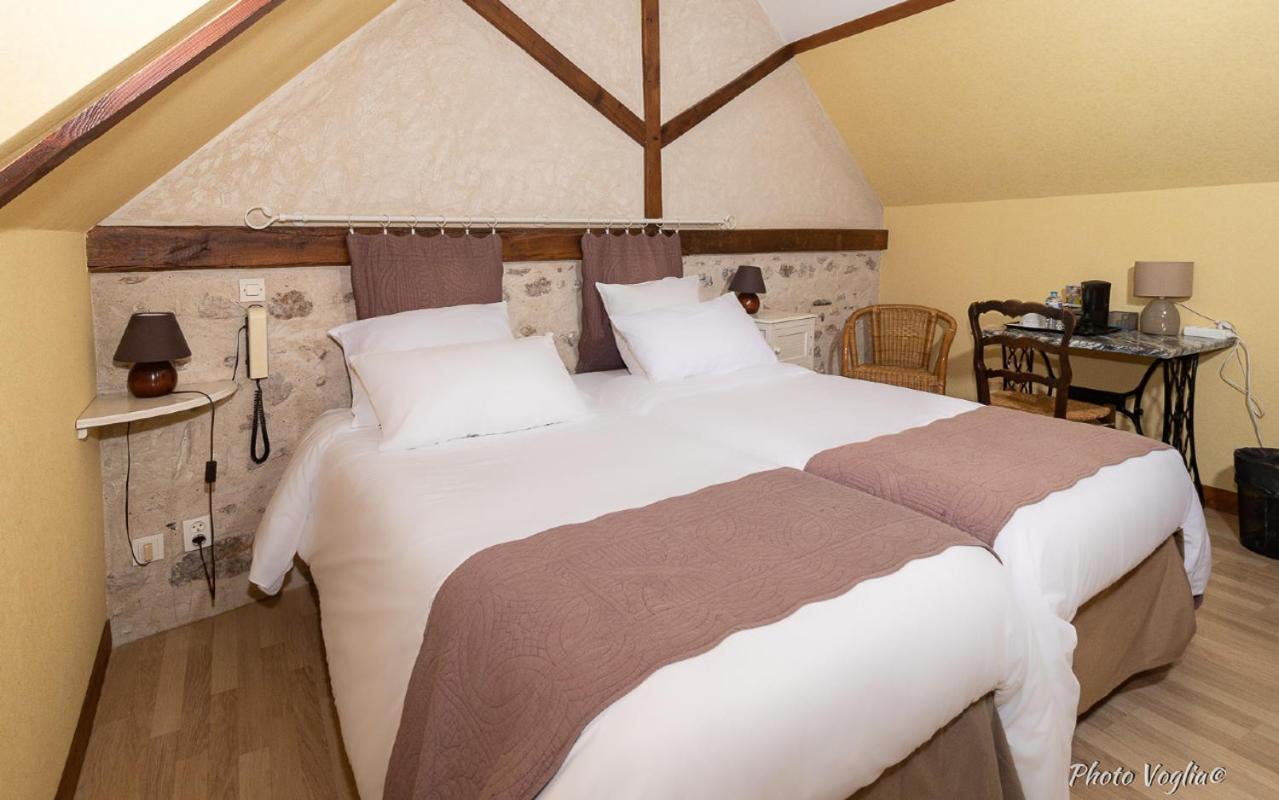 Logis Auberge Le Colombien - Hotel Et Restaurant Villandry Oda fotoğraf