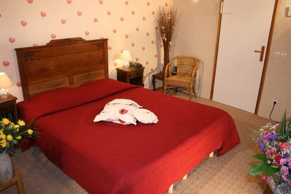 Logis Auberge Le Colombien - Hotel Et Restaurant Villandry Dış mekan fotoğraf