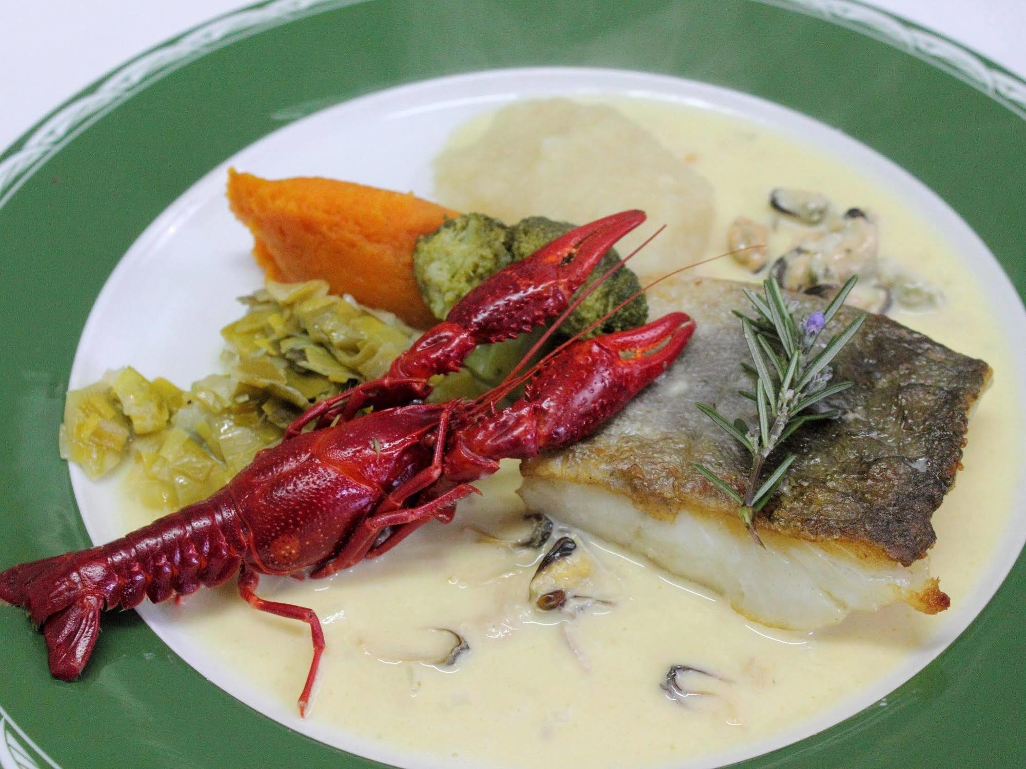 Logis Auberge Le Colombien - Hotel Et Restaurant Villandry Dış mekan fotoğraf