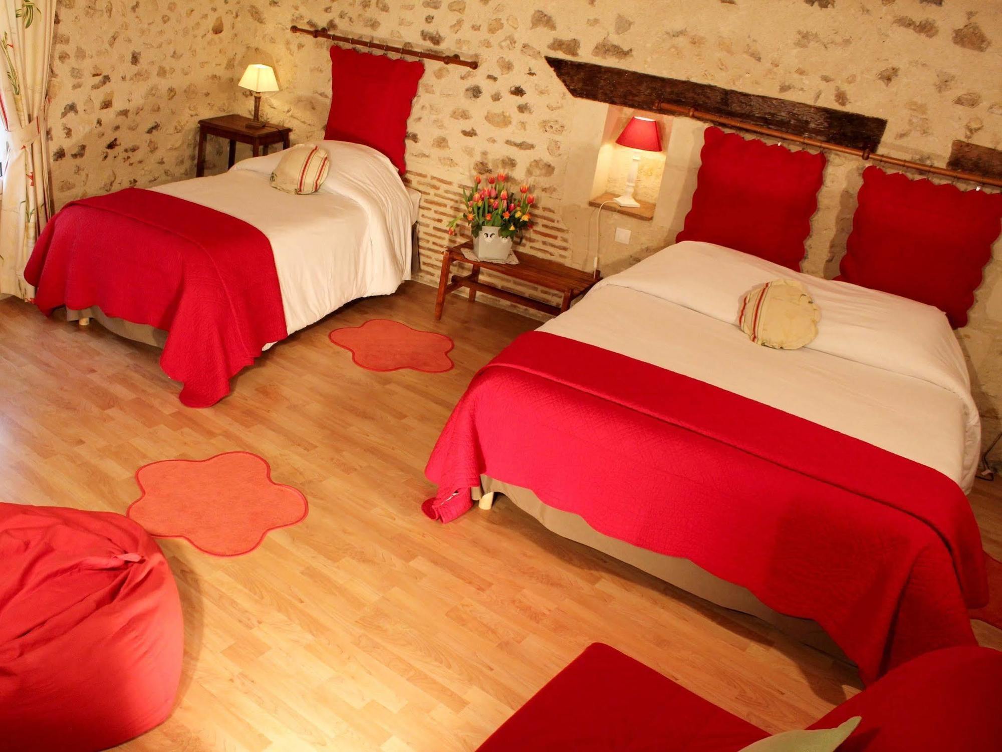 Logis Auberge Le Colombien - Hotel Et Restaurant Villandry Dış mekan fotoğraf